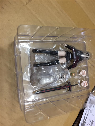 Mua bán FIGMA 418 SABER ALTER SHINJUKU VER (THIẾU PHỤ KIỆN)