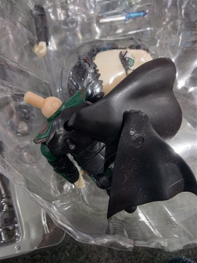 Mua bán NENDOROID LOKI (THOR BATTLE ROYAL.1) FAKE (GÃY ÁO CHOÀNG)