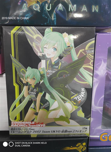 Mua bán PVC HATSUNE MIKU RACING & TEAM UNKYO 2017 FAKE
