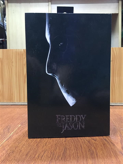 Mua bán NECA FRIDAY THE 13TH FREDDY VS JASON FAKE