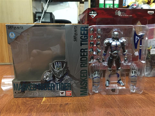 Mua bán SHF KAMENRIDER TIGER 2ND