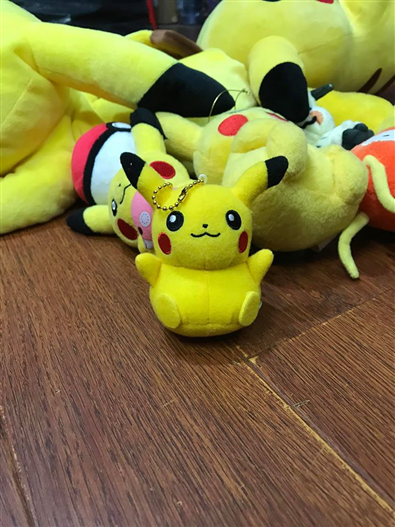 Mua bán GẤU BÔNG CHÍNH HÃNG PIKACHU CỠ NHỎ