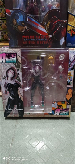Mua bán REVOLTECH SPIDER-GWEN FAKE