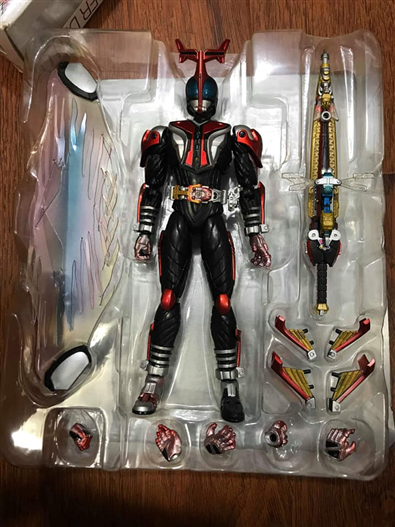 Mua bán SHF KAMEN RIDER HYPER KABUTO 2ND (PHAI MÀU)