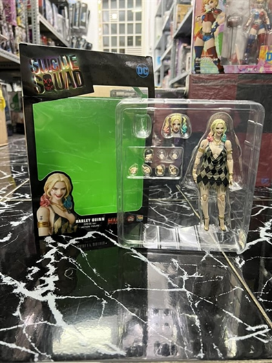 Mua bán MAFEX NO.042 HARLEY QUINN (DRESS VER) LIKE NEW (JPV)