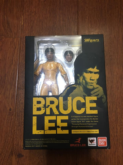 Mua bán SHF BRUCE LEE YELLOW SUIT 2ND