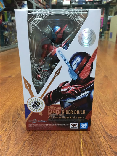 Mua bán SHF KAMEN RIDER BUILD RABBIT TANK FORM 20TH FAKE