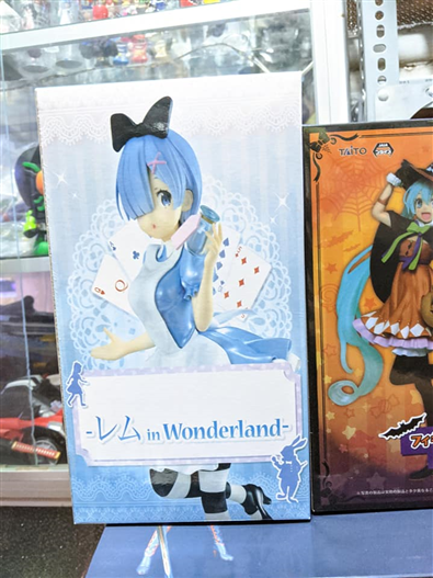 Mua bán PVC REM IN WONDERLAND FAKE