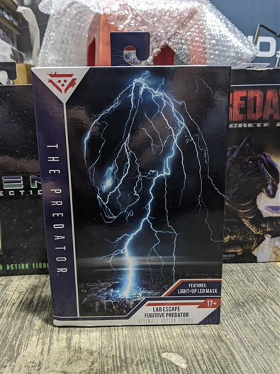 Mua bán NECA LAB ESCAPE FUGITIVE PREDATOR CHINA VER