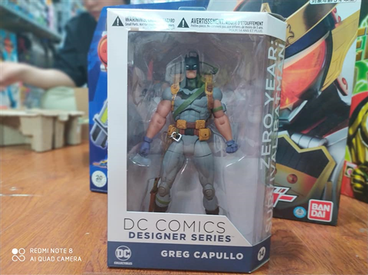 Mua bán DC COLLECTIBLES SURVIVAL BATMAN