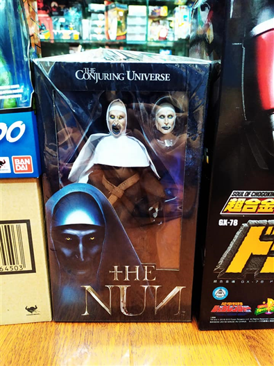 Mua bán NECA THE NUN