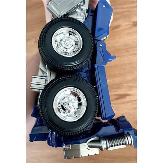 Mua bán SS38 GOD OF WAR AUTOBOT APEX OPTIMUS