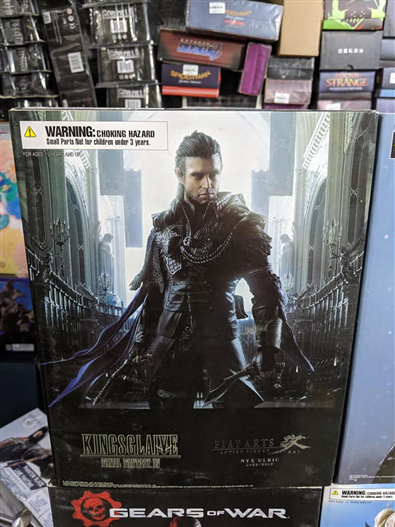 Mua bán PLAY ARTS KAI KINGSFLAIVE FAKE