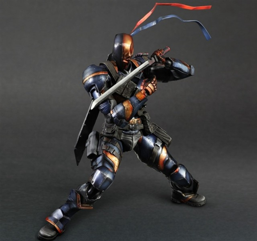 Mua bán  PLAY ARTS KAI DEATHSTROKE FAKE