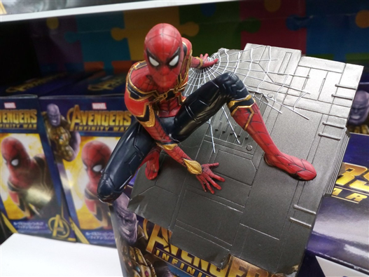 Mua bán PVC FURYU IRON SPIDER