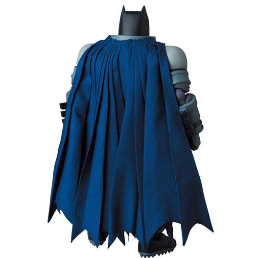 Mua bán PRE-ORDER MAFEX ARMORED BATMAN (JPV)