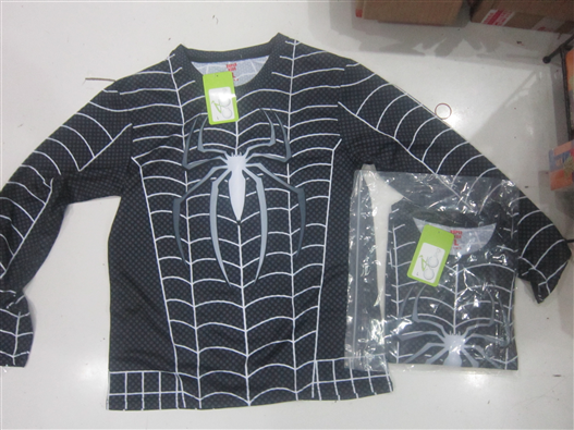 Mua bán ÁO SPIDER TAY DÀI ĐEN