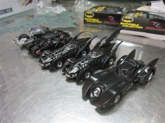 Mua bán BATMOBILE COLLECTION BATMAN .  TAKARA