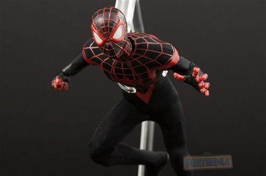 Mua bán MEZCO ULTIMATE SPIDER-MAN FAKE