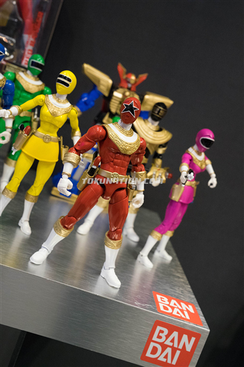 Mua bán LEGACY POWER RANGER ZEO RED RANGER