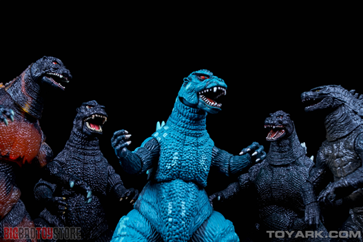 Mua bán NECA GODZILLA 1989 TOHO 8 BIT CHINA VER
