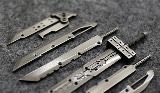 Mua bán SET PHỤ KIỆN FINAL FANTASY CLOUD STRIKE SWORD MÀU BẠC 