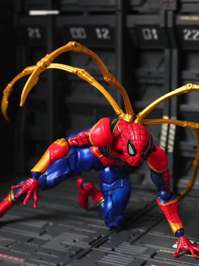 Mua bán REVOLTECH IRON SPIDER FAKE