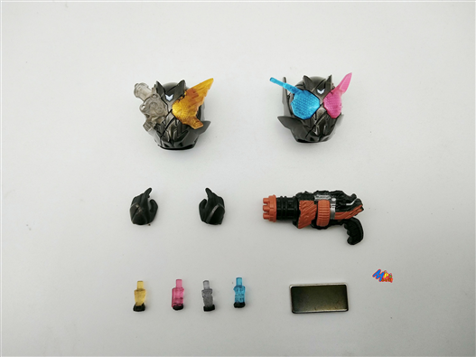 Mua bán HEAD KAMEN RIDER BUILD HAZARD SET