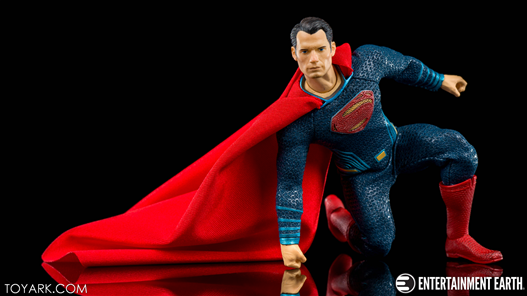 Mua bán MEZCO SUPERMAN BVS FAKE