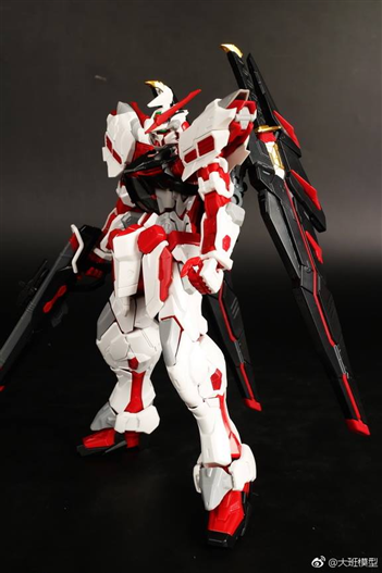 Mua bán MG ASTRAY RED FRAME MARS JACKET DABAN