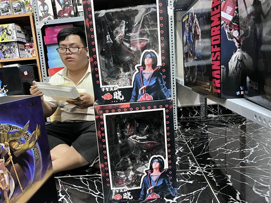 Mua bán PVC UCHIHA ITACHI AKATSUKI VER FAKE