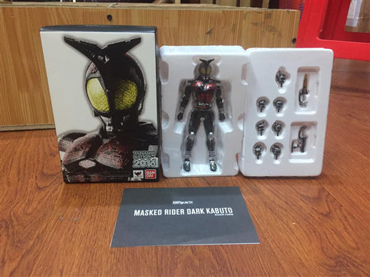 Mua bán SHF (SKC) KAMEN RIDER DARK KABUTO 2ND (TRẦY GỐI)