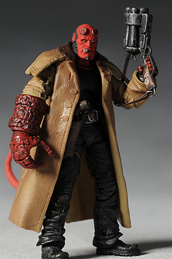 Mua bán MEZCO HELLBOY II