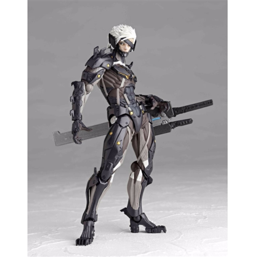 Mua bán REVOLTECH METAL GEAR RISING RAIDEN FAKE ( ĐEN)